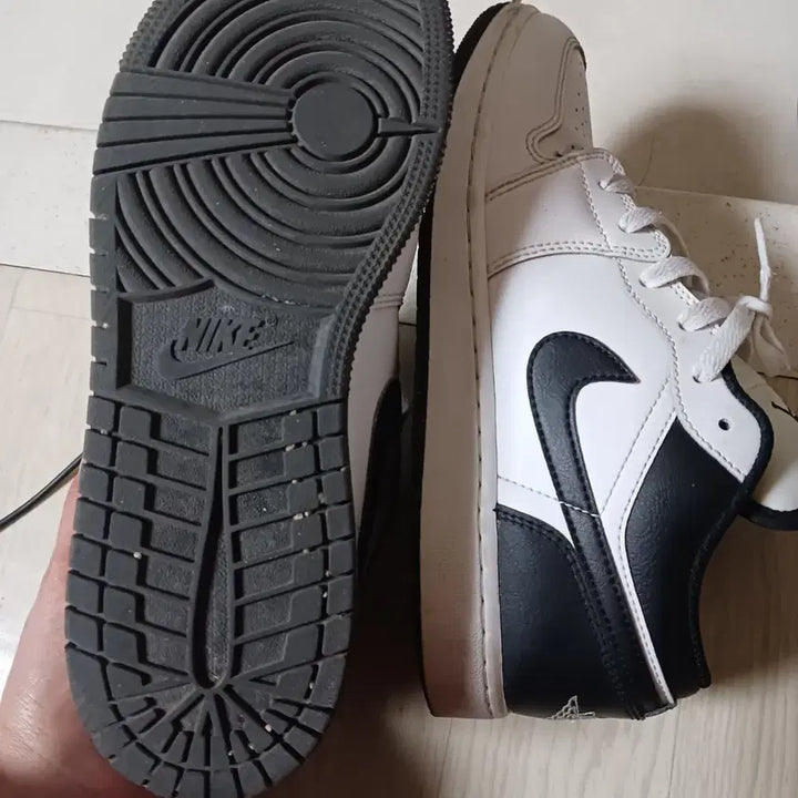 [BUNJANG] Nike Jordan Sneakers 250 / 나이키 조던 운동화 250