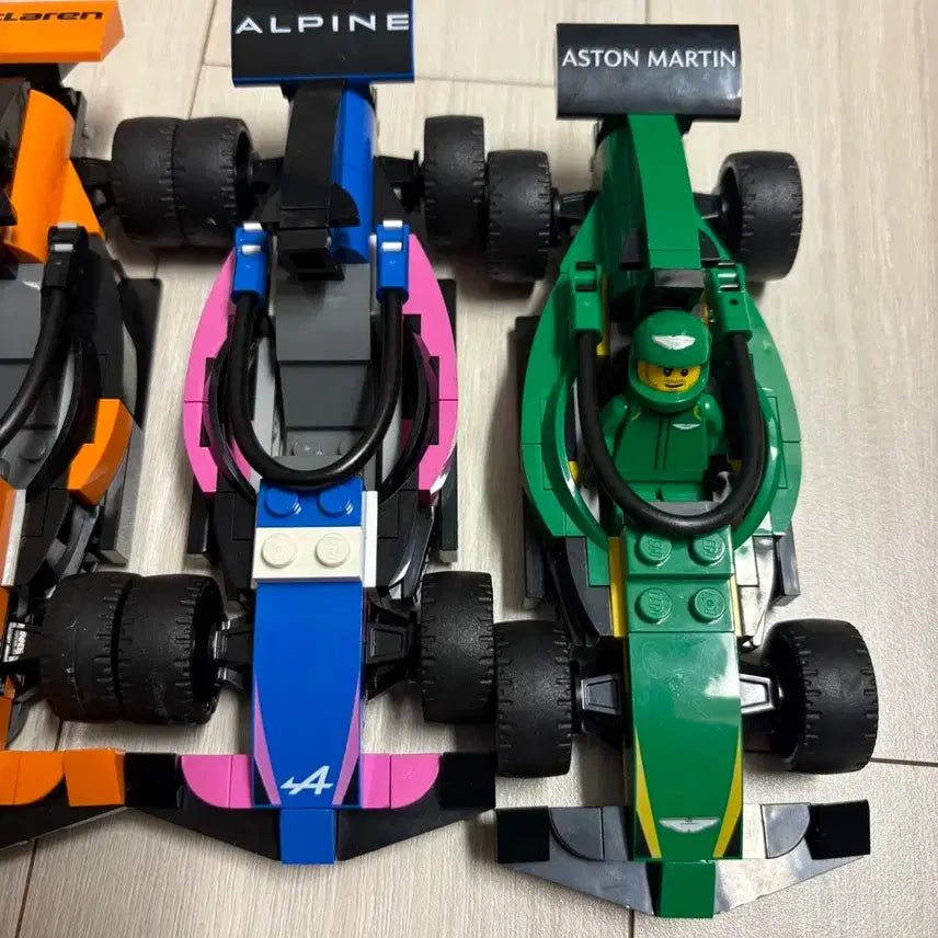 [SOLD OUT] F1 정품 레고 카 팝니다