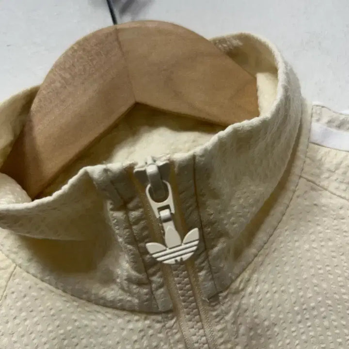 [BUNJANG] Adidas 3-Stripes Half-Neck Pullover Ivory S / 아디다스 3선 하프넥 풀오버 아이보리 S