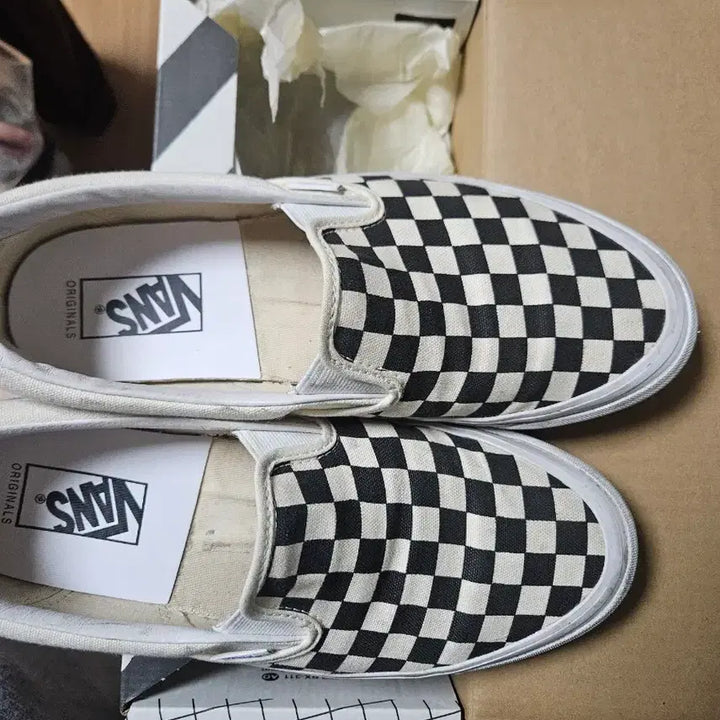 [BUNJANG] Vans Vault Checkerboard Slip-On Sneakers / 반스볼트 Vans vault 체커보드 슬립온 265