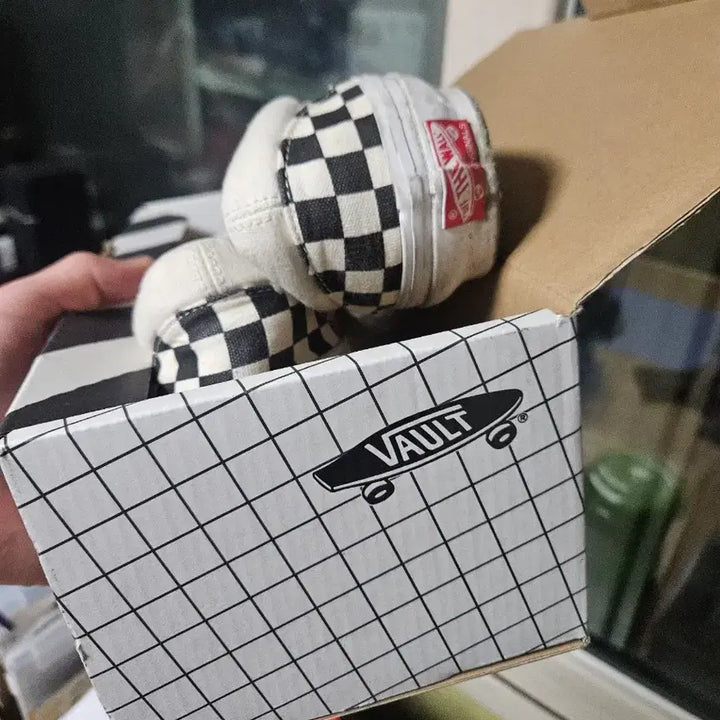 [BUNJANG] Vans Vault Checkerboard Slip-On Sneakers / 반스볼트 Vans vault 체커보드 슬립온 265