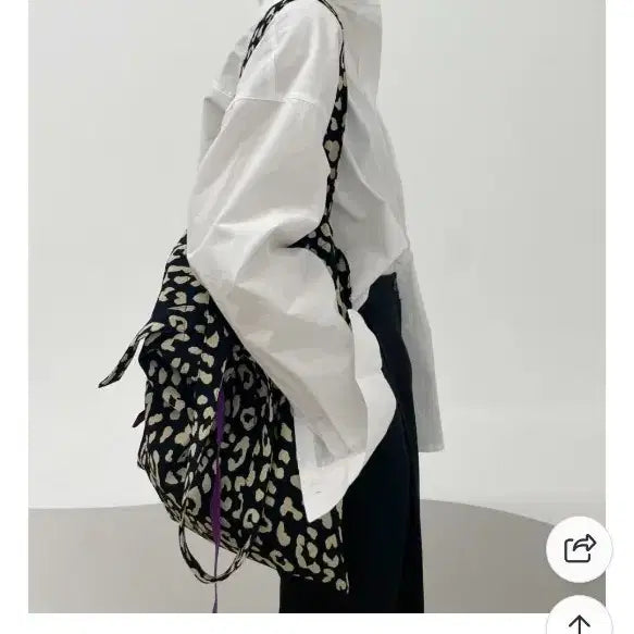 [SOLD OUT] 쥬에 레오파드 에코백