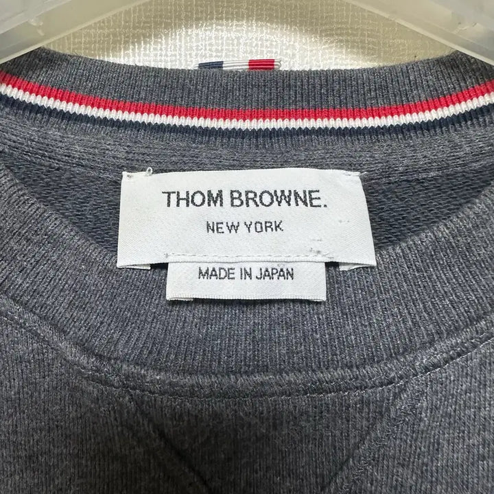 [BUNJANG] Thom Browne Gray Crewneck Sweatshirt / 톰브라운 그레이 2사이즈 맨투맨(정품)