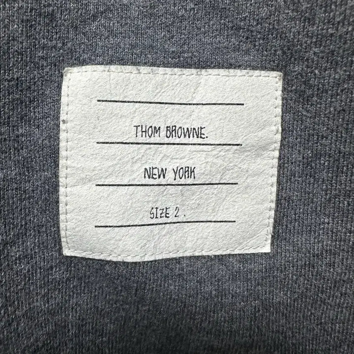 [BUNJANG] Thom Browne Gray Crewneck Sweatshirt / 톰브라운 그레이 2사이즈 맨투맨(정품)