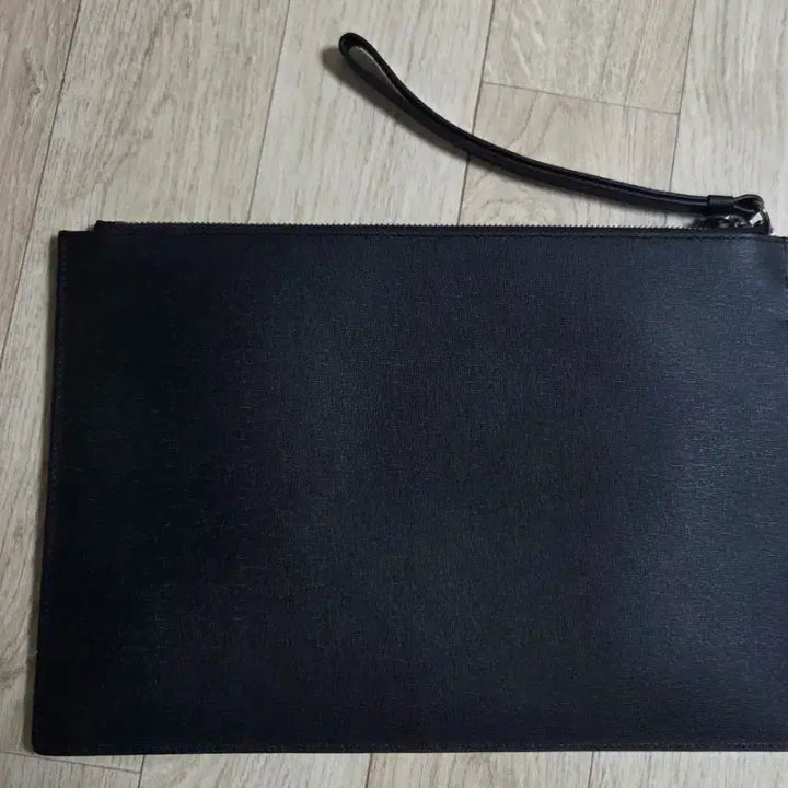 [BUNJANG] Hazzys Black Leather Clutch Bag / 헤지스 블랙 가죽 클러치 백(새상품)
