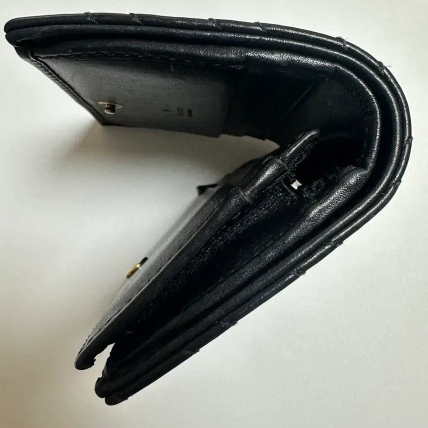 [BUNJANG] Gucci Marmont Bi-fold Wallet Black Leather / 구찌 마몬트 반지갑 블랙