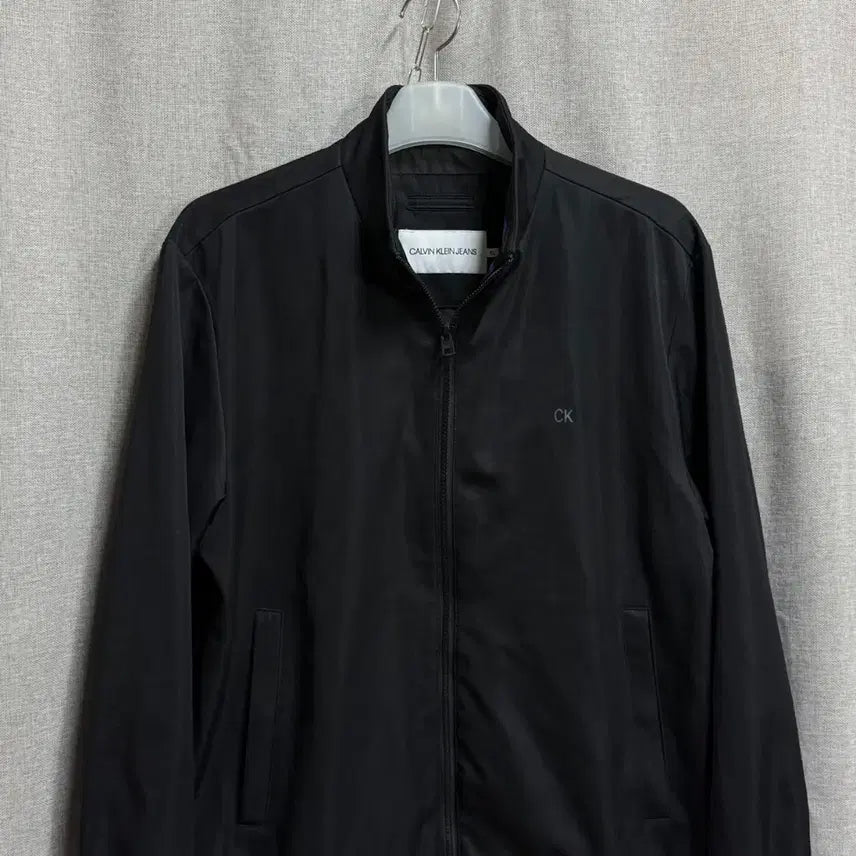 [SOLD OUT] [XL] 캘빈클라인 진 Calvin Klein 바람막이 자켓