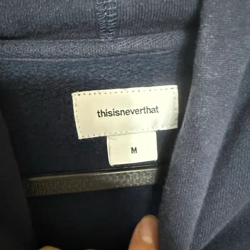 [BUNJANG] thisisneverthat Navy Hoodie M / 디스이즈네버댓 네이비 후드티 M