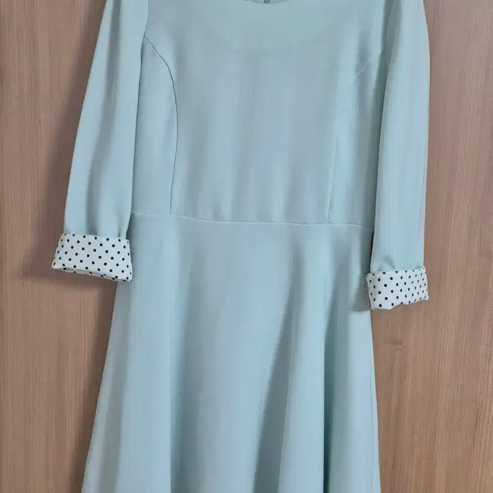 [SOLD OUT] 플라스틱아일랜드 원피스