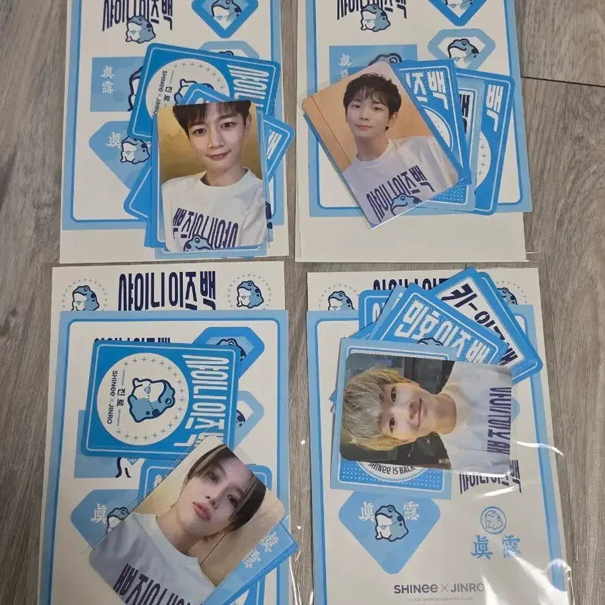 [SOLD OUT] "샤이니 이즈 백" 마그넷&amp;스티커 세트