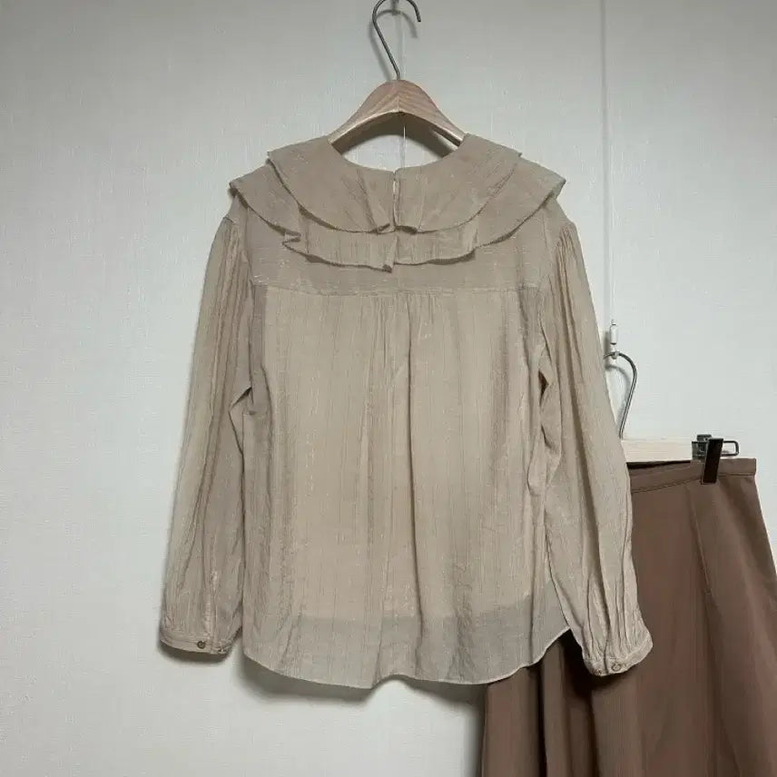 [BUNJANG] SJSJ Ruffle Collar Asa Cotton Blouse / SJSJ 21 러플카라 아사면 블라우스