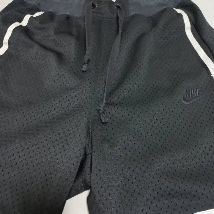 [BUNJANG] Nike Black Mesh Training Shorts / 나이키 블랙 메쉬 반바지 트레이닝