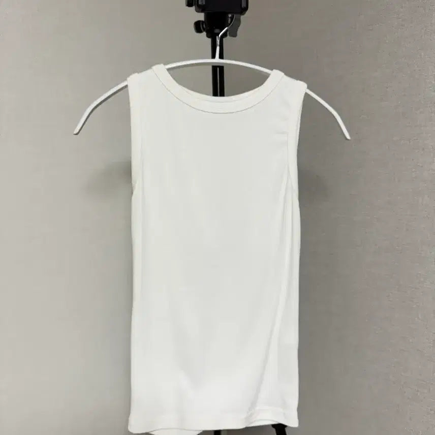 [BUNJANG] Nop White Tank Top / 놉 흰색 나시