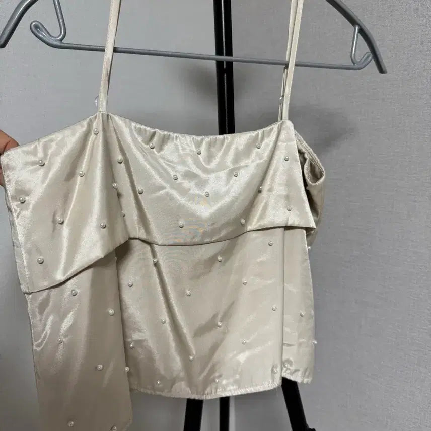 [BUNJANG] Silk Pearl Top / 실크 진주 탑