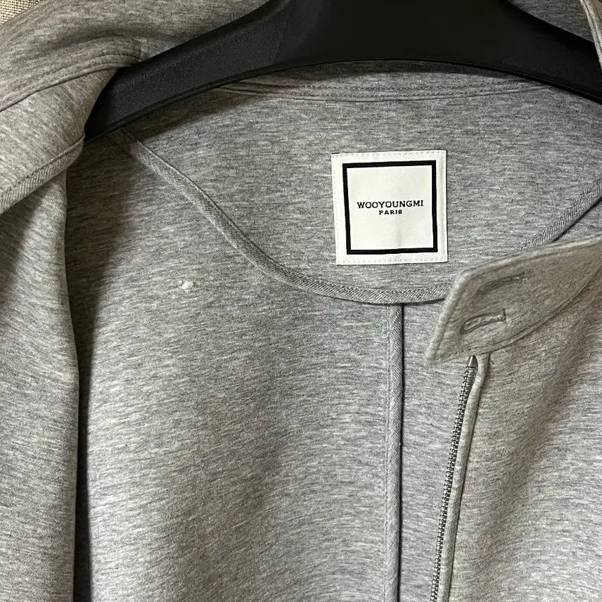 [SOLD OUT] 우영미 26SS 그레이 하이넥 집업 티셔츠-52