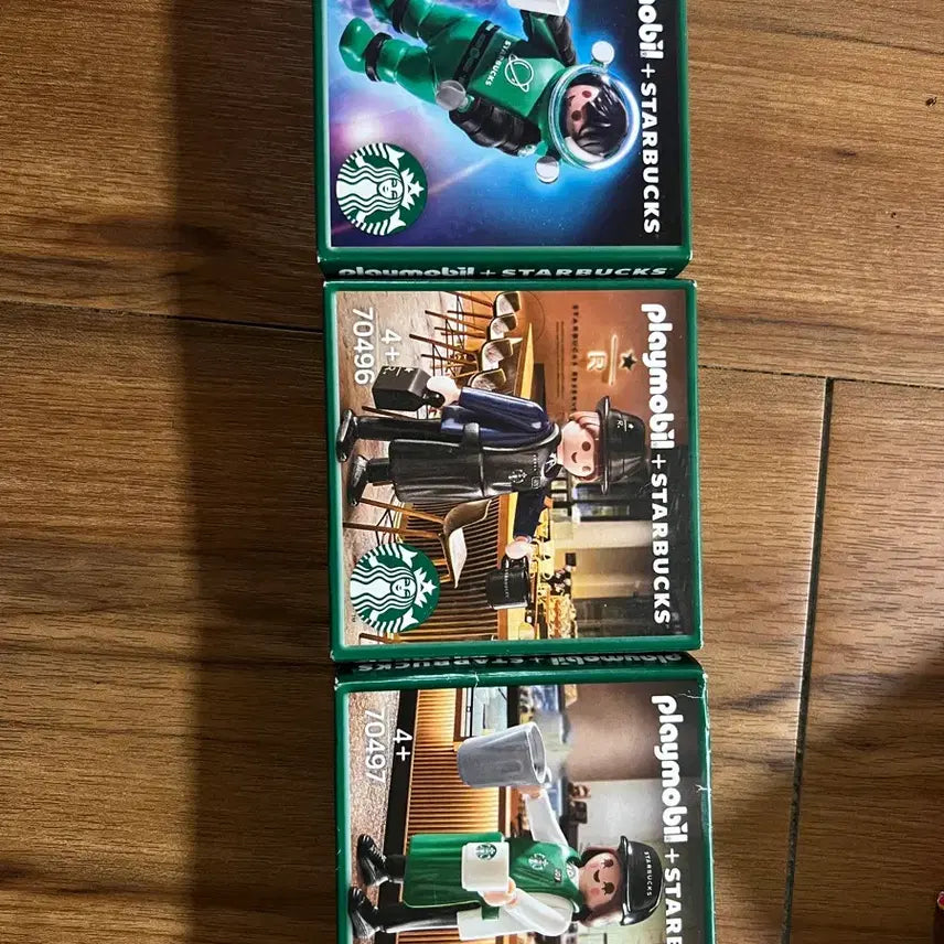 [BUNJANG] Playmobil Starbucks Figure Set (3 Types) / 플레이모빌 스타벅스 피규어 3종 세트 70526,70496,70497