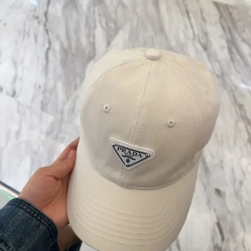 [BUNJANG] Prada Classic Ball Cap / 프라다모자 클래식한