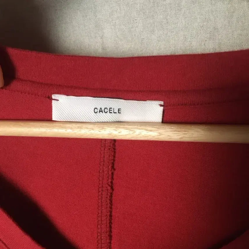 [BUNJANG] Cacele V-Neck Long Sleeve Shirt / Cacele v necklong sleeve