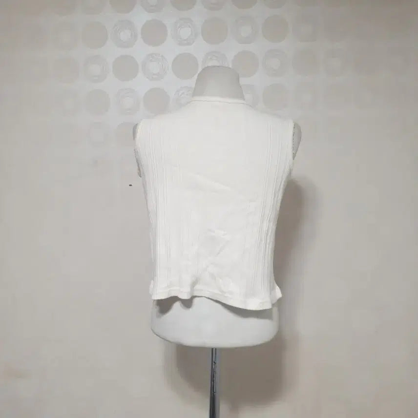 [BUNJANG] Sleeveless Crop Top T-Shirt (Ivory) / 크롭티55/민소매55/나시티55/티셔츠55