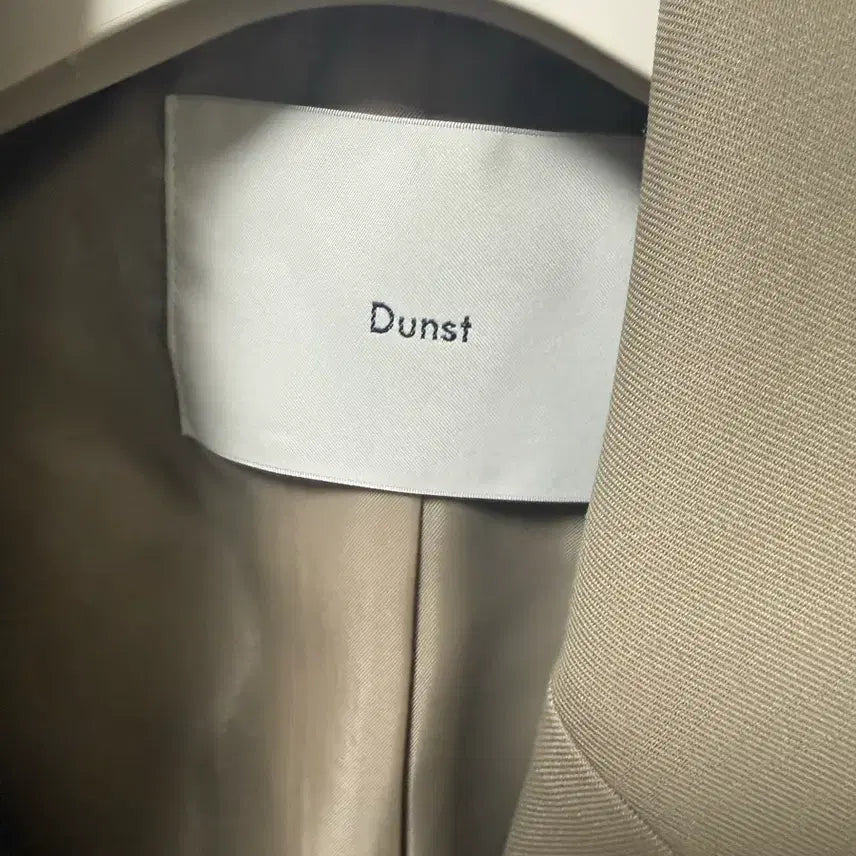 [SOLD OUT] Dunst 던스트 ESSENTIAL 블레이저_SAND BEIGE