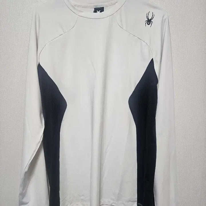 [BUNJANG] Spider Long Sleeve T-Shirt White/Black / 스파이더 흰/검 긴팔 티셔츠