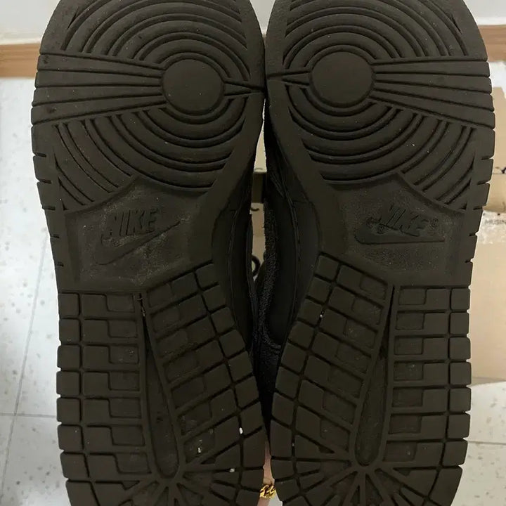 [SOLD OUT] 나이키 덩크 로우 레트로 SE 케이브 스톤