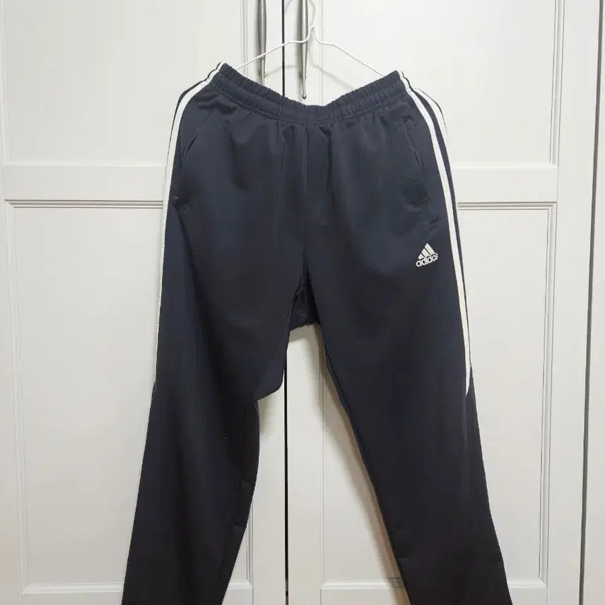 [SOLD OUT] 아디다스 남성 블랙 트레이닝 바지 XL(105) 팝니다