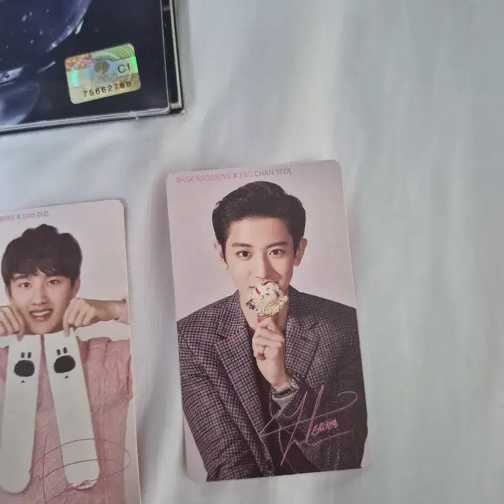 [SOLD OUT] EXO  City Lights 앨범 + 배라 포카 세트