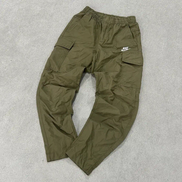 [BUNJANG] Nike Cargo Pants Olive Green S / 나이키 카고 바지 올리브 그린 S