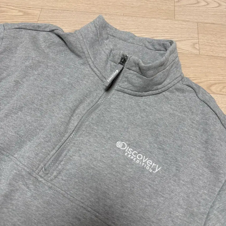 [BUNJANG] Discovery Expedition Half-Zip Sweatshirt / 디스커버리 익스페디션 하프집업 맨투맨
