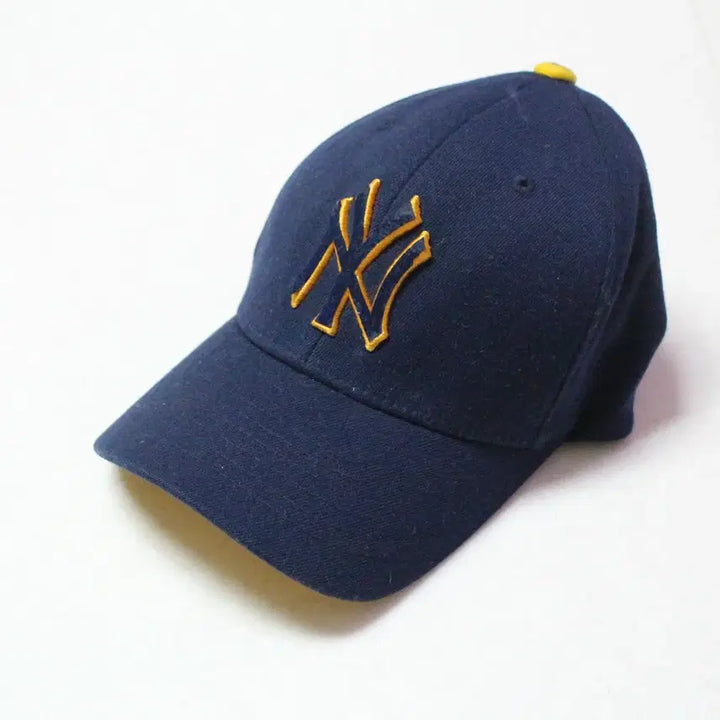 [BUNJANG] MLB New York Yankees Navy Ball Cap / MLB 뉴욕양키스 볼캡 네이비 S-M사이즈