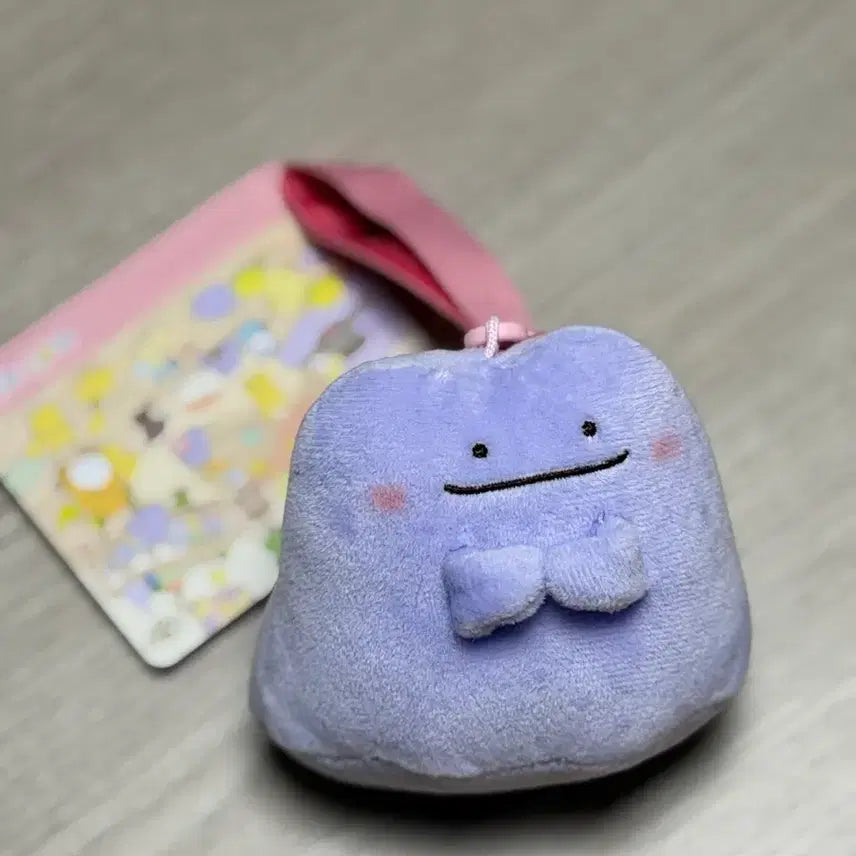 [BUNJANG] Pokemon Center MetaMon Blush Mascot Keychain / 포켓몬샵 볼터치 메타몽 마스코트 키링