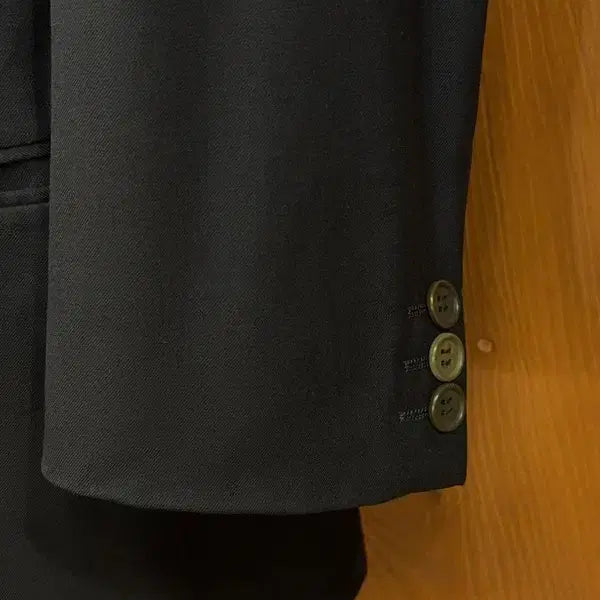 [BUNJANG] Giorgio Armani Double-Breasted Jacket / 조르지오 아르마니 더블브레스티드 자켓 100