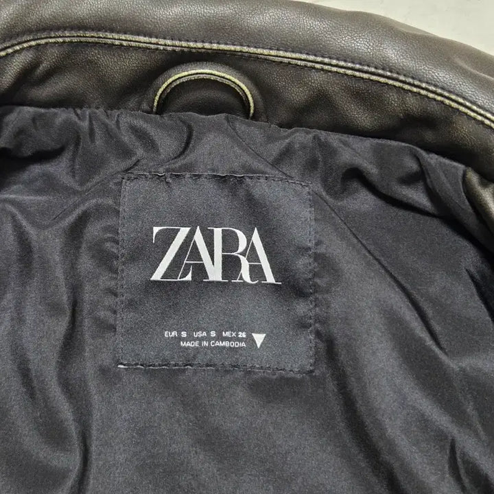 [BUNJANG] Zara Cropped Leather Jacket / [S]자라 크롭 레더 자켓