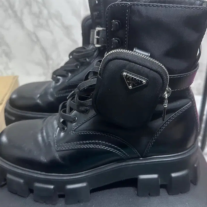 [BUNJANG] Prada Monolith Brushed Leather and Nylon Boots - Black - Size 9.5 / 프라다 모놀리스 브러쉬드 레더 앤 나일론 부츠 블랙 방탄소년단 정국 착용