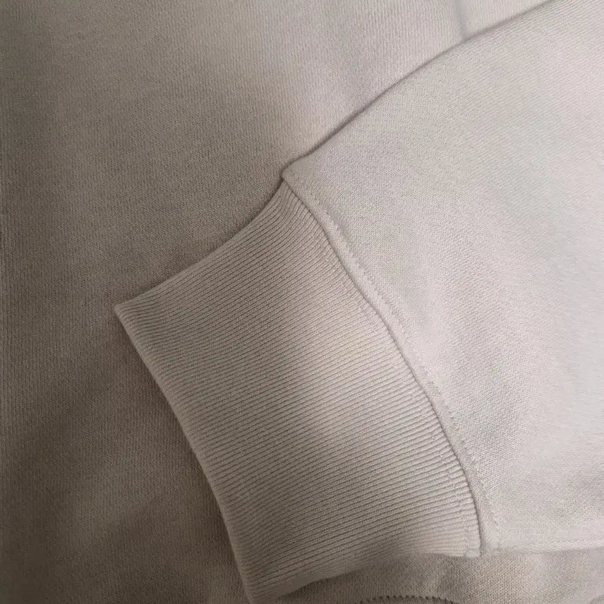 [SOLD OUT] 아디다스 크롭 맨투맨