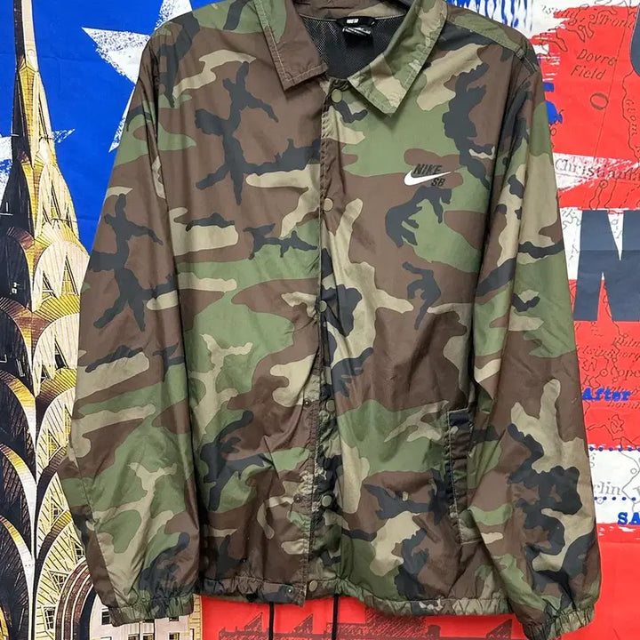 [BUNJANG] Nike SB Camo Oversized Windbreaker Coach Jacket / s급 나이키SB 카모 오버핏 바람막이 코치자켓 2XL110