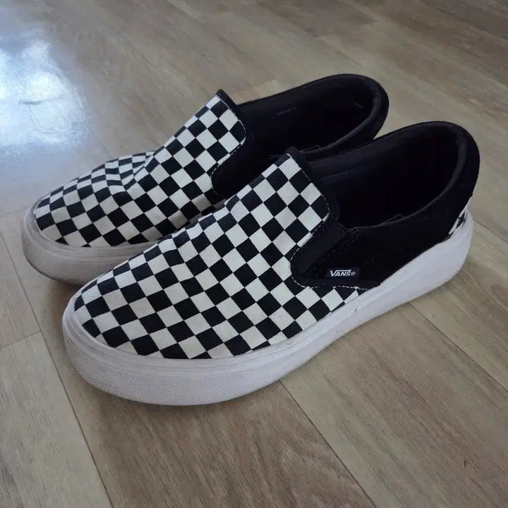 [BUNJANG] Vans Checkerboard Slip-On Hover Shoes / 반스 체커보드 슬립온 호버