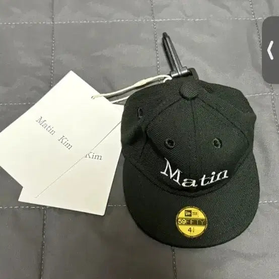 [SOLD OUT] 마뗑킴 뉴에라 모자키링