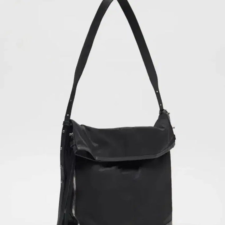 [SOLD OUT] 유스 투웨이 백 블랙