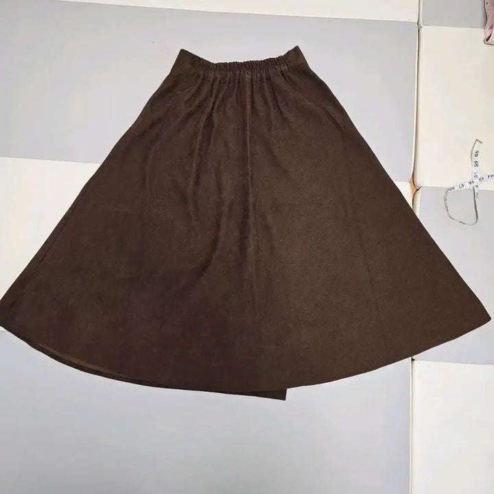 [SOLD OUT] 브라운 버튼 A라인 스커트 치마 프리사이즈