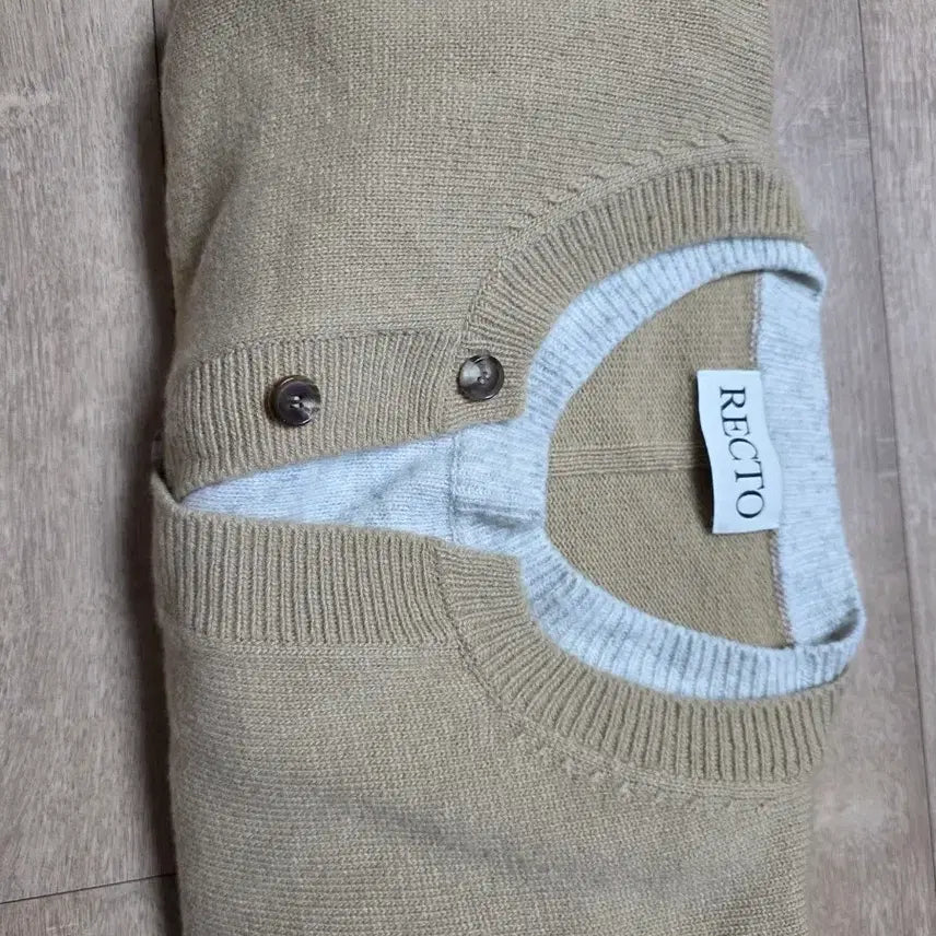 [SOLD OUT] 렉토 레이어드 니트 베이지 L