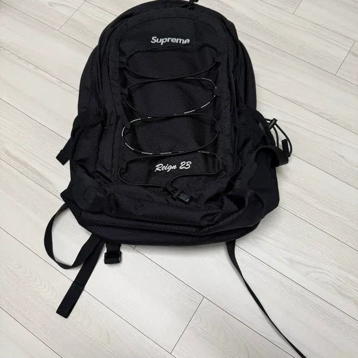 [BUNJANG] Supreme Backpack 22SS Black / 슈프림 백팩 블랙 - 22SS