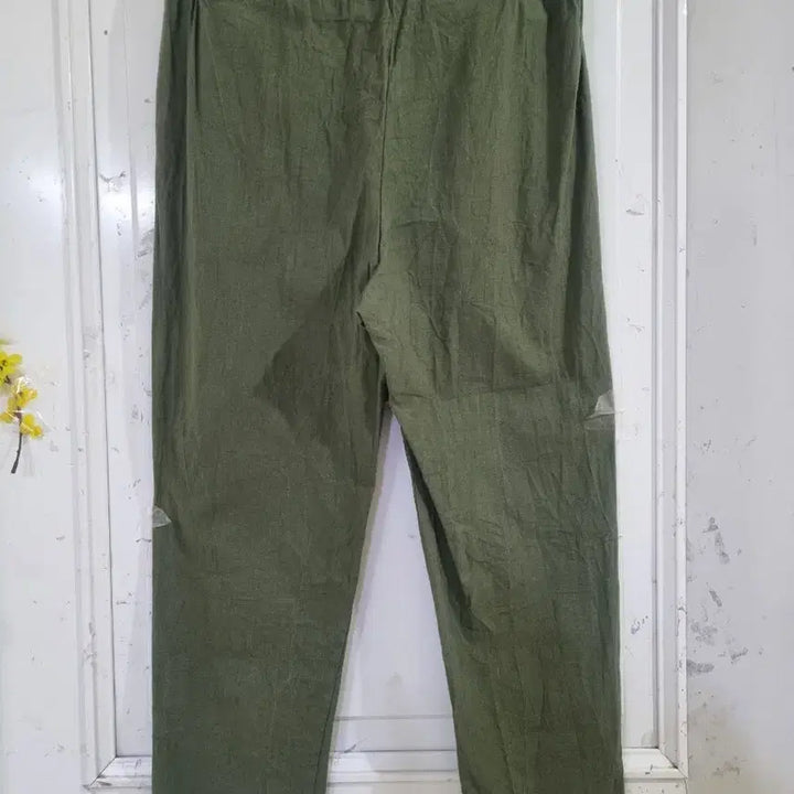 [SOLD OUT] 여름 시원한. 스판 밴딩  면 베기통바지  허리30까지.  카키색