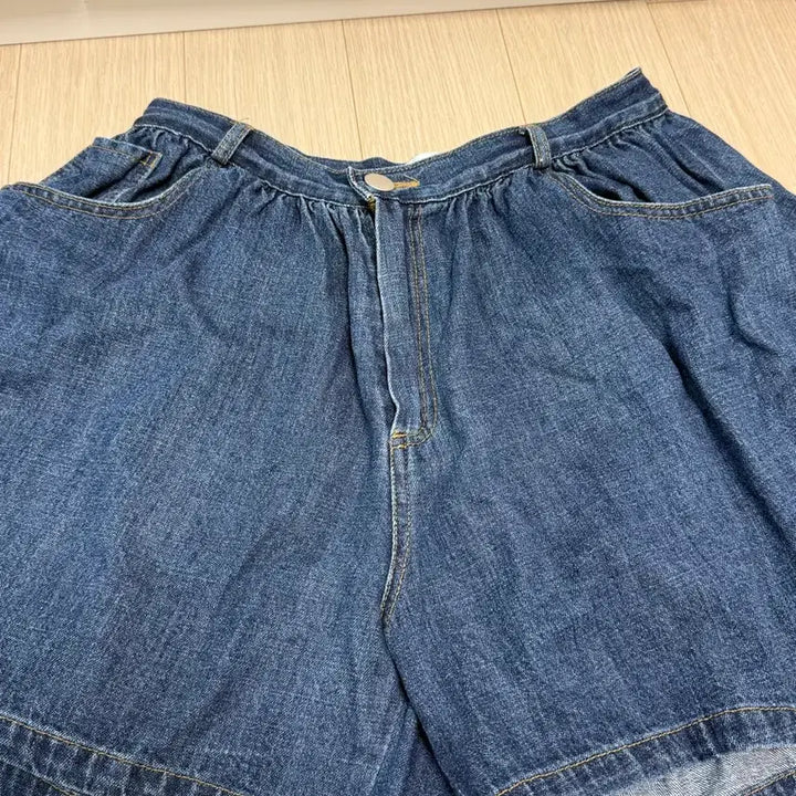 [BUNJANG] 11am Denim Short Pants (S Size) / 11am 데님 숏 팬츠 233 s사이즈