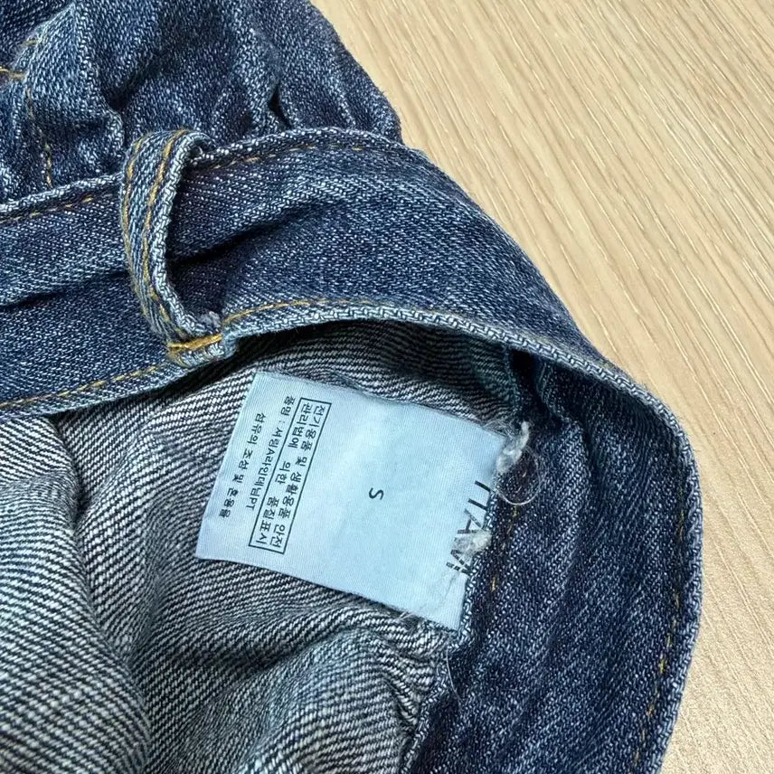 [BUNJANG] 11am Denim Short Pants (S Size) / 11am 데님 숏 팬츠 233 s사이즈