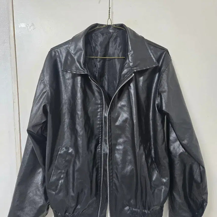 [BUNJANG] Black Faux Leather Jacket / 블랙 레더 가죽 자켓 점퍼