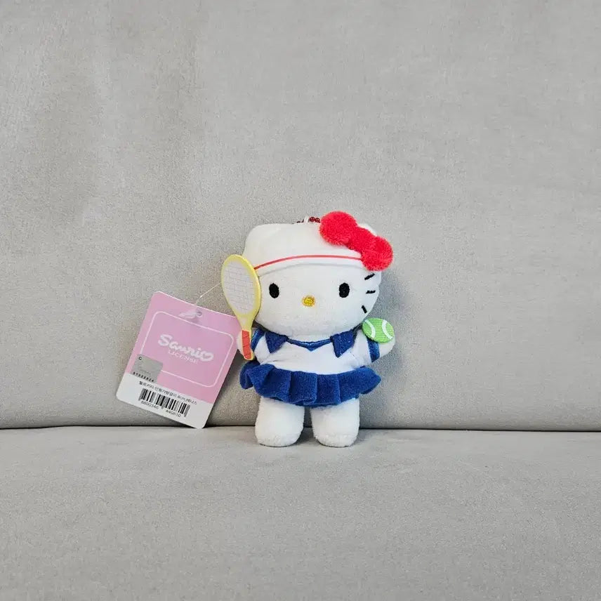 [BUNJANG] Sanrio Hello Kitty Tennis Kitty Plush Keychain / 산리오 헬로키티 테니스 키티 인형 키링