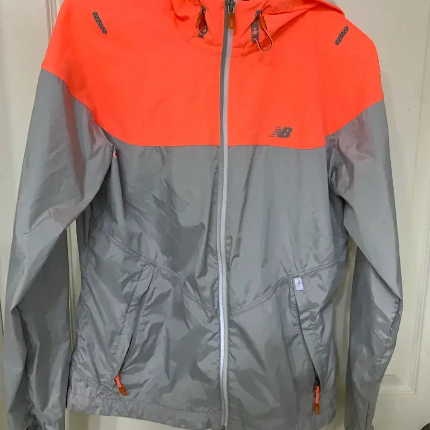[BUNJANG] New Balance Windbreaker Jacket / 뉴발란스 바람막이점퍼