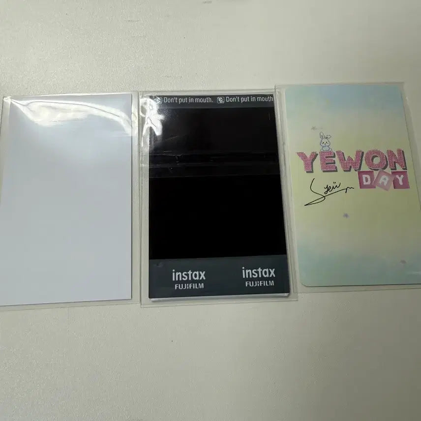 [BUNJANG] FIFTY FIFTY Keena Birthday Cafe Photocard Polaroids Lucky Draw POB / 피프티피프티 예원 생일카페 생카 폴라 포카 럭드 특전